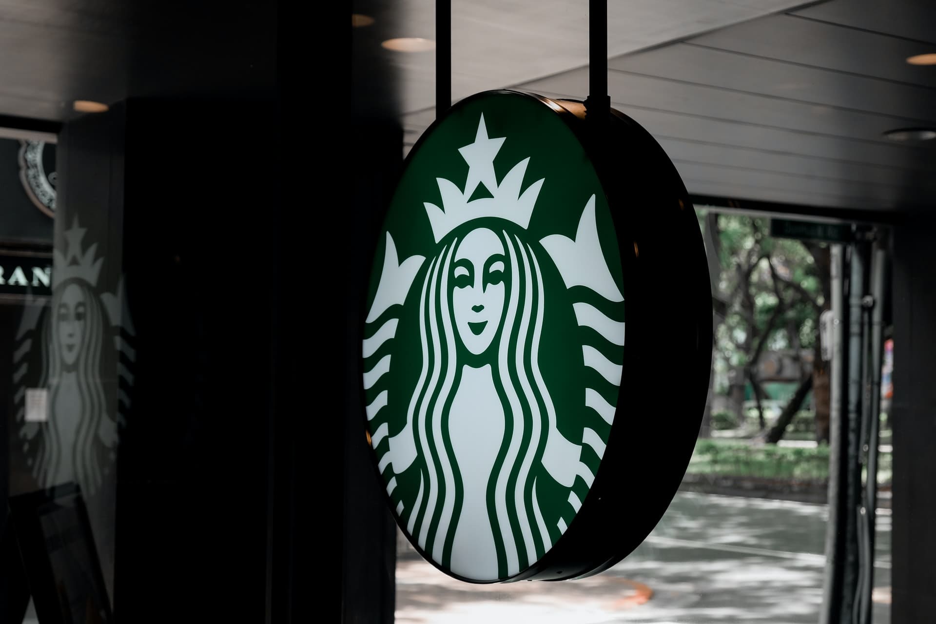 Berapa Gaji Barista Starbucks? Berikut Tanggung Jawab dan Syaratnya
